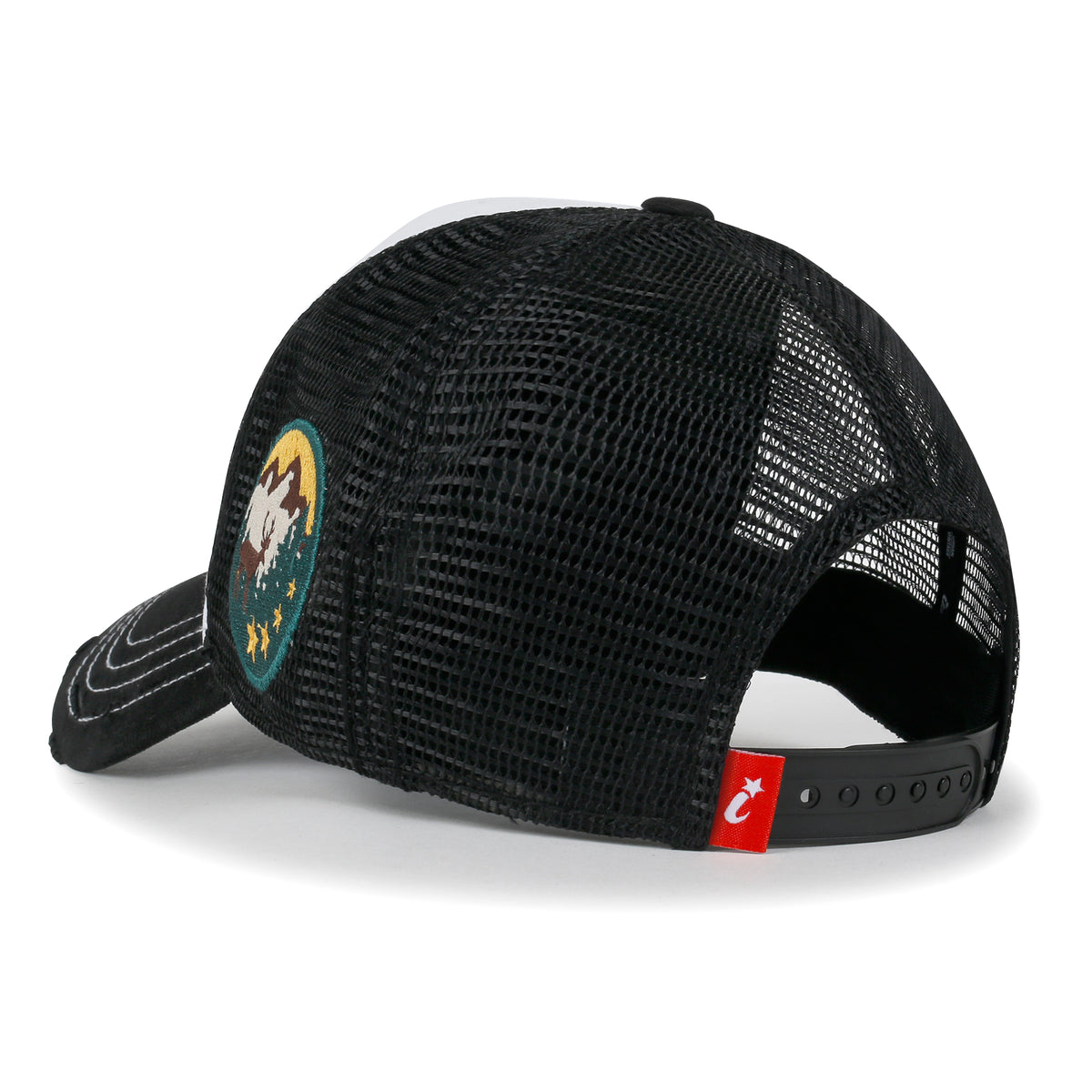 ililily PREMIUM Adventure Patch Structured Trucker Hat Distressed Baseball Cap